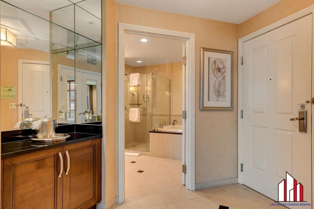 Mgm Signature-22-611 Strip View Jacuzzi Studio لاس فيغاس المظهر الخارجي الصورة