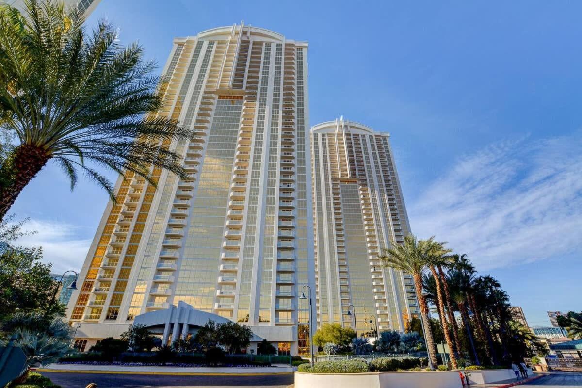 Mgm Signature-22-611 Strip View Jacuzzi Studio لاس فيغاس المظهر الخارجي الصورة