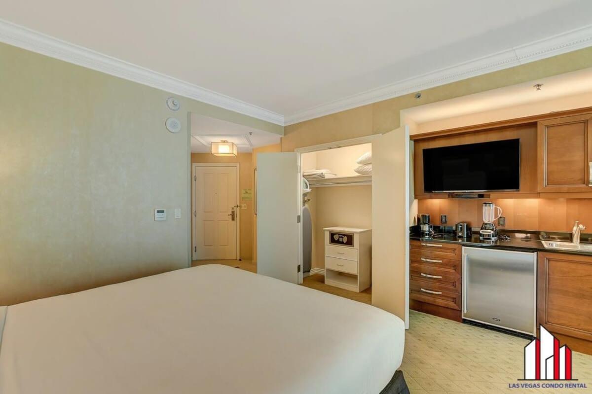 Mgm Signature-22-611 Strip View Jacuzzi Studio لاس فيغاس المظهر الخارجي الصورة
